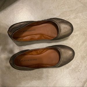 👻 3 for $20 Lucky Brand flats